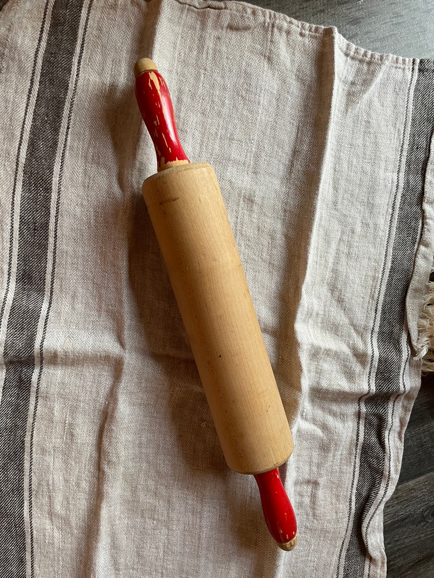 Traditional Vintage Rolling Pin with Distressed Red Handles